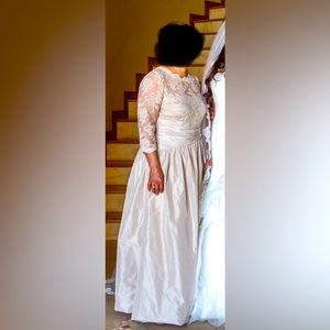 Rickie Freeman For Teri Jon Gown size 12 petite